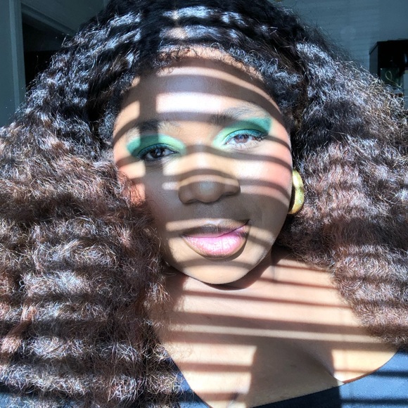 Meet your Posher, Ashaunai - Picture 12 of 17